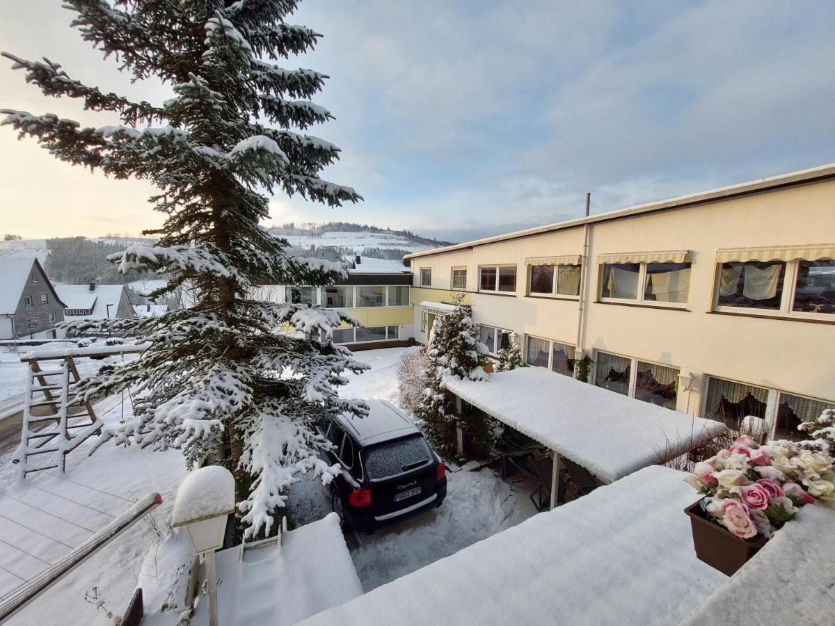 Berghotel Natura Bed & Breakfast 빈터베르크 외부 사진